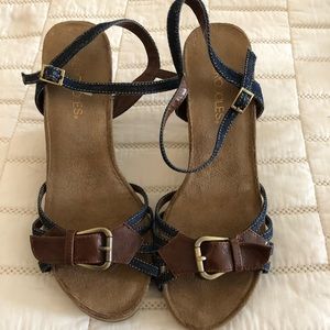 NEVER BEEN WORN blue wedges MAKE AN OFFER